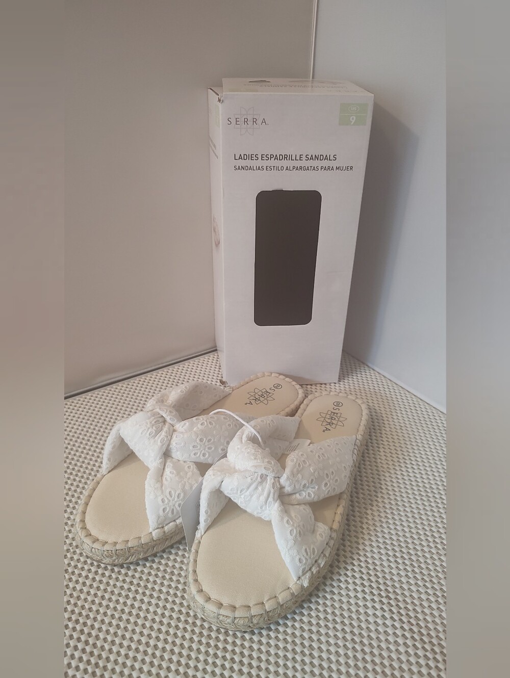 SERRA Ladies Size 9 Espadrille Sandals White Bow Espadrille Slides Sandals